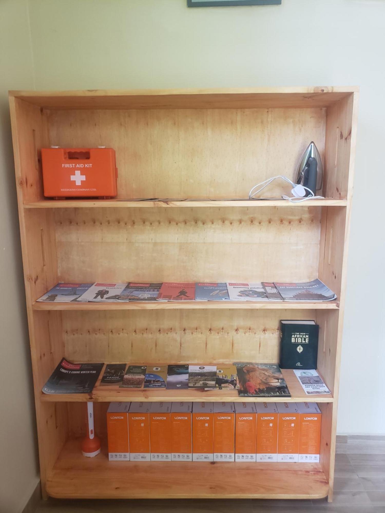 L&J Modern Backpackers Bnb 达累斯萨拉姆 外观 照片