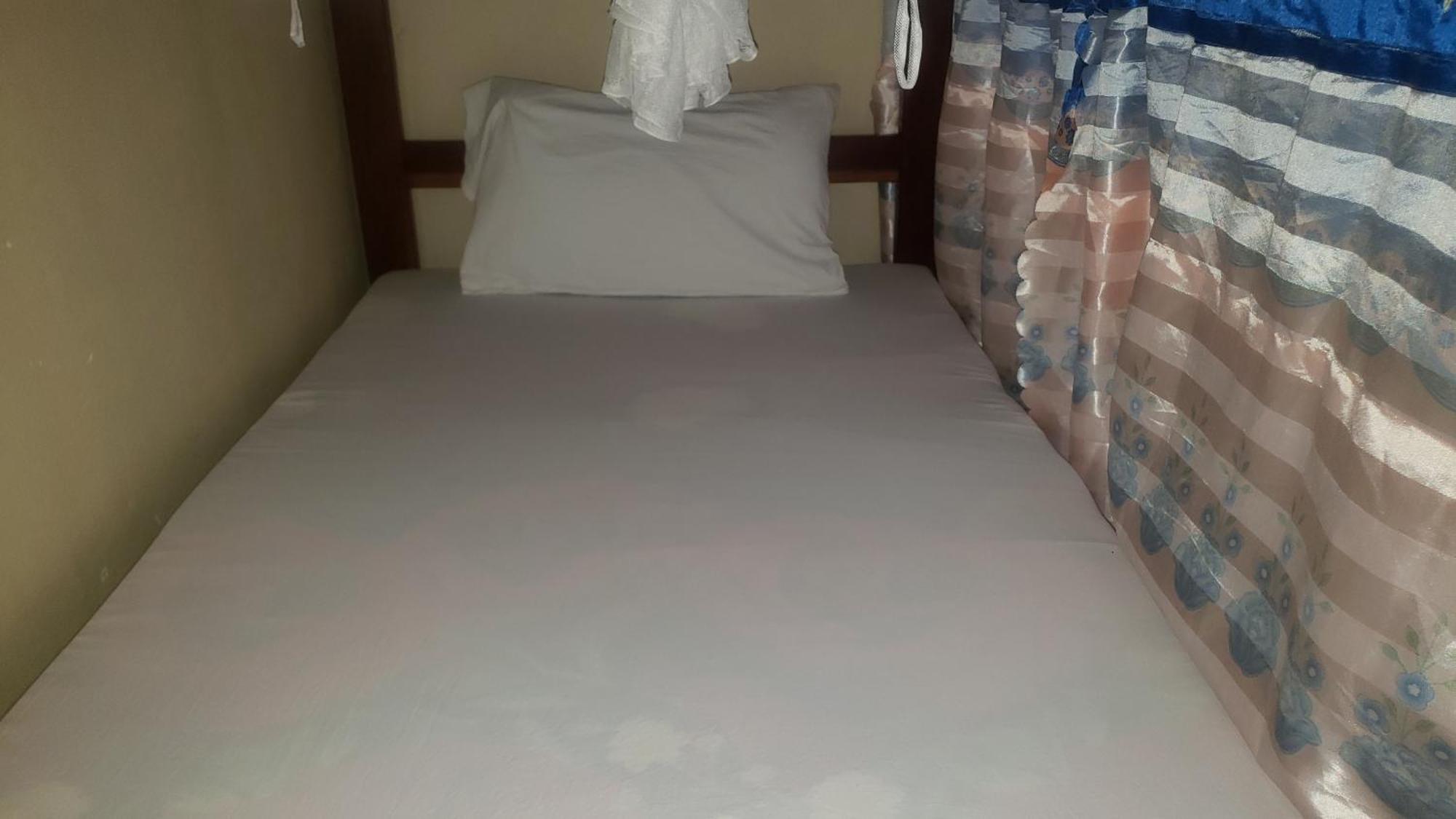 L&J Modern Backpackers Bnb 达累斯萨拉姆 外观 照片