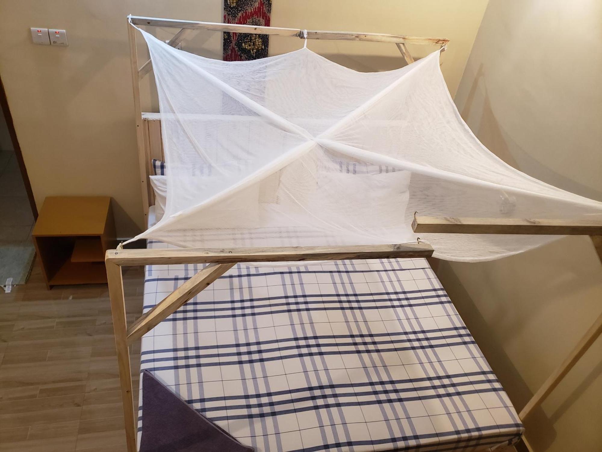 L&J Modern Backpackers Bnb 达累斯萨拉姆 外观 照片